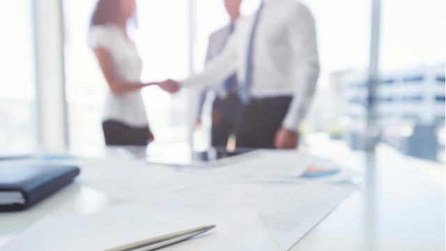 meeting-640x360 Job Interview